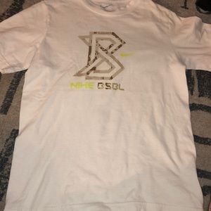 Boys Nike tee